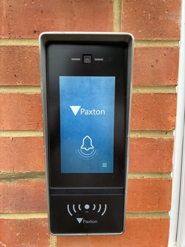 Intercom3